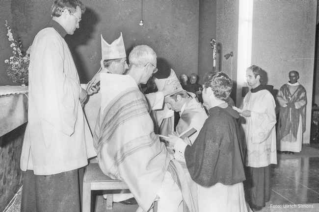 Weihe Abt Albert Altenaehr